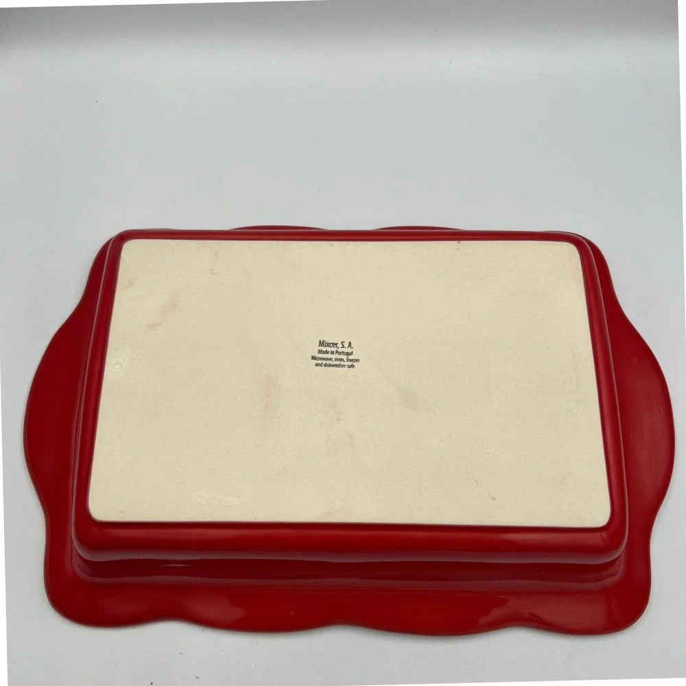 Mixcer SA Casserole Baker 16in Red Excellent Embossed Floral Stoneware